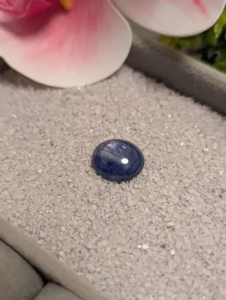 Zafiro natural cabujón azul