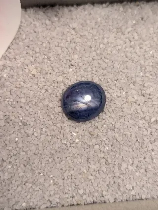 Zafiro natural cabujón azul