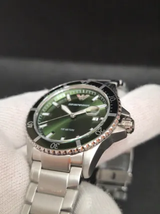Reloj Emporio Armani AR11338 Diver Verde Acero
