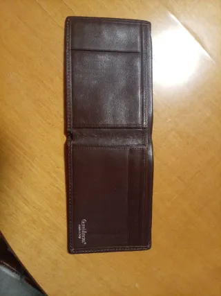 Portafoglio marrone in pelle