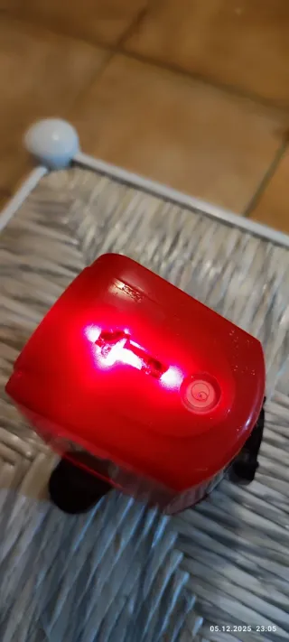 Nivel Láser Rojo A8827D