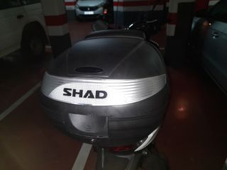 Moto como nueva 102 km, se vende por no poder llev