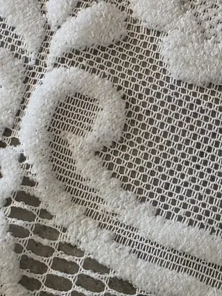 Encaje artesanal ovalado