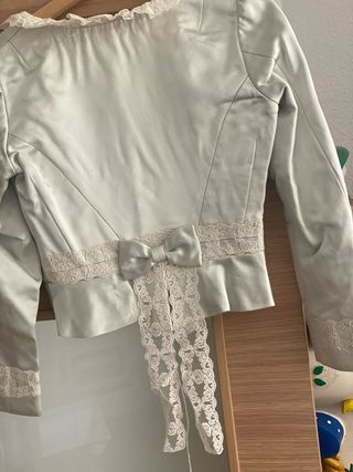 Corpiño de fallera beige y blanco