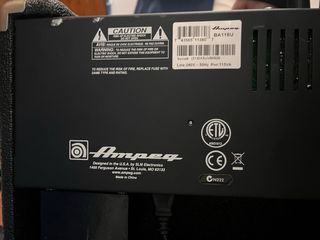Ampeg Amplificador Bajo