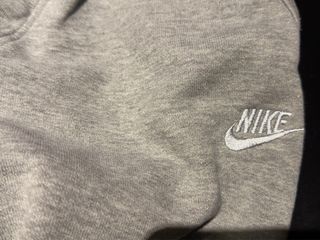 Pantalón chándal Nike gris talla L