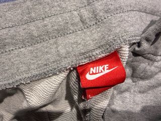 Pantalón chándal Nike gris talla L