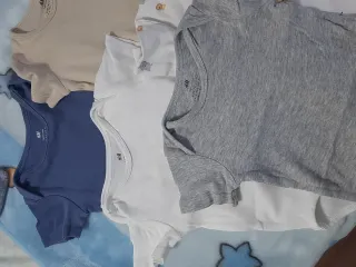 Bodies manga corta H&M Talla 74 cm