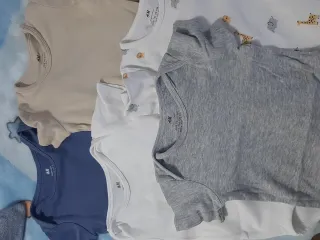 Bodies manga corta H&M Talla 74 cm