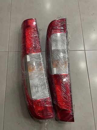 Pilotos Traseros Mercedes Vito 112 CDI