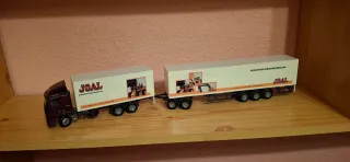 Camión Mega Trailer JOAL Volvo Marca Joal