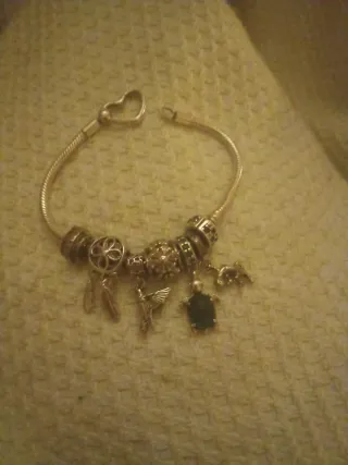 Pulsera Pandora Corazón con Charms