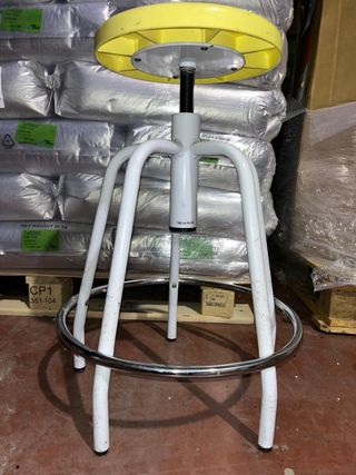 Taburete retro metal y plástico
