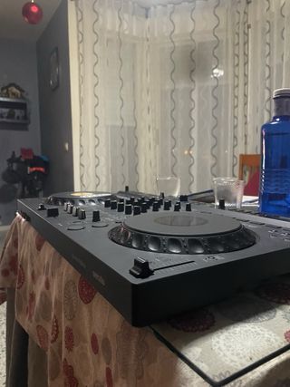 Controladora DJ Pioneer GRV6 Negra