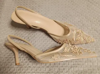 Zapatos de tacón de Aguja con Tira Trasera