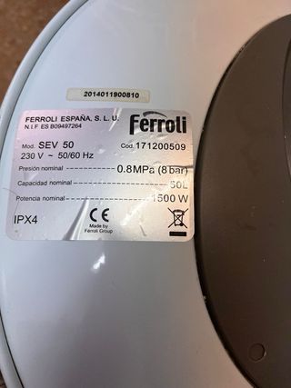 Termo eléctrico Ferroli 50L