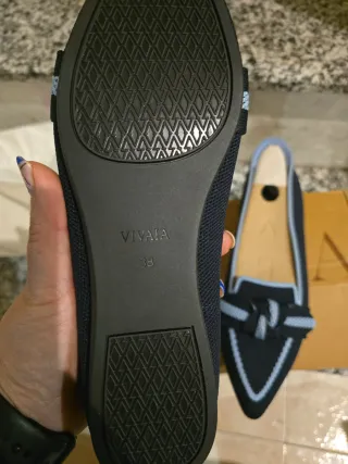 Zapatos planos Vivaia azules