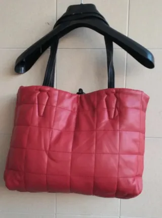 Borsa Shopping Guess Double Face Nera/Rossa