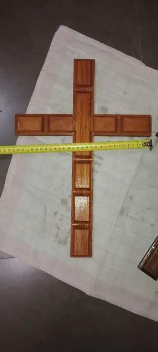 Crucifijo madera artesanal 10€/U (varias unidades)