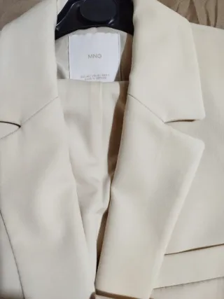 Americana Mango Blsnco crudo.