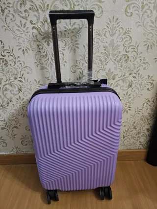 Maleta de viaje 25kg morada