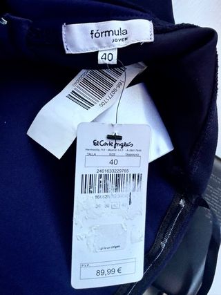 Elegante Vestido largo con choker