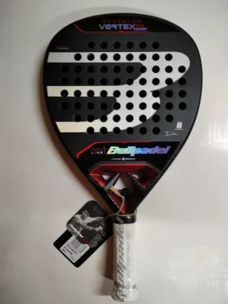 Bullpadel Vertex 04 CMF