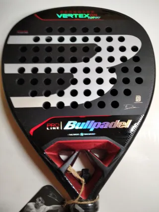 Bullpadel Vertex 04 CMF