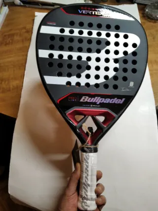 Bullpadel Vertex 04 CMF