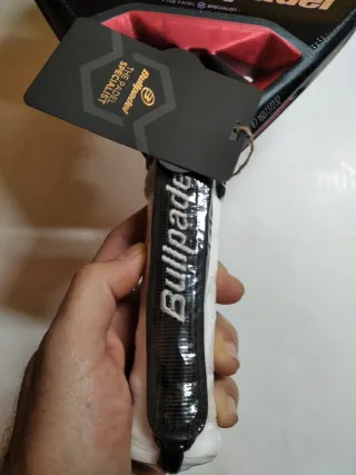 Bullpadel Vertex 04 CMF