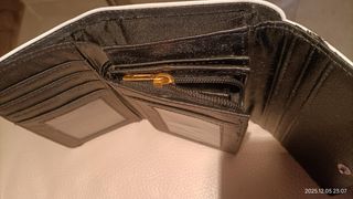 Cartera con diseño de niña y rayas estilo Anneke