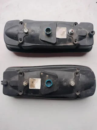 Pilotos Traseros Nissan