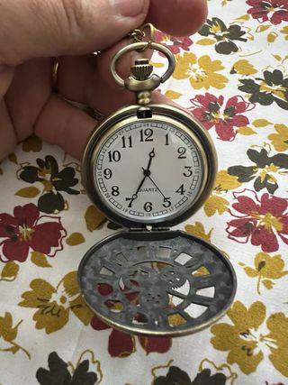 Orologio da tasca vintage con ingranaggi