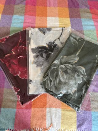 Lote 3 pañuelos florales