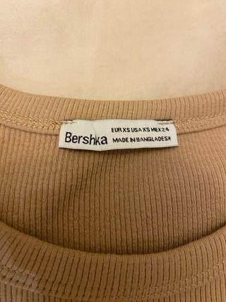 Top Bershka manga larga marrón Talla XS