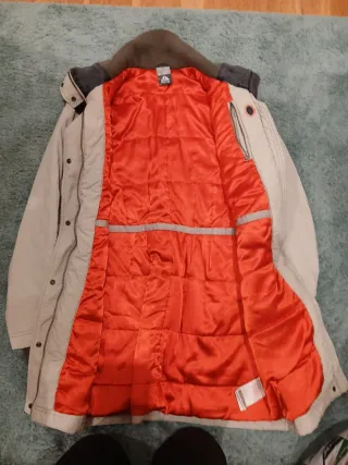 Abrigo Nike Beige Talla 34/36