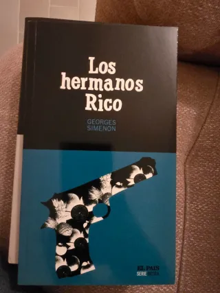 Libros varios. Colección El País. Serie negra.