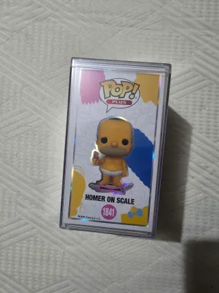 Funko Pop Homer on Scale 1841 + Protector 5000pzas