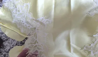 Top lencero encaje amarillo talla única