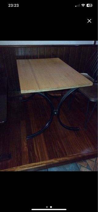 Mesa de hostelería madera y metal