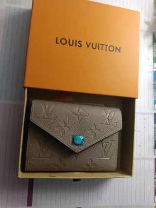 Portafoglio Louis Vuitton Beige