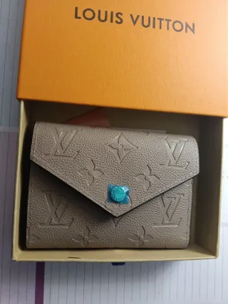 Portafoglio Louis Vuitton Beige