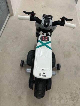 Moto eléctrica infantil a batería
