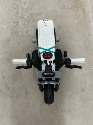 Moto eléctrica infantil a batería