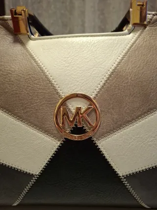 Bolso Michael Kors Beige, Negro, Gris, Blanco