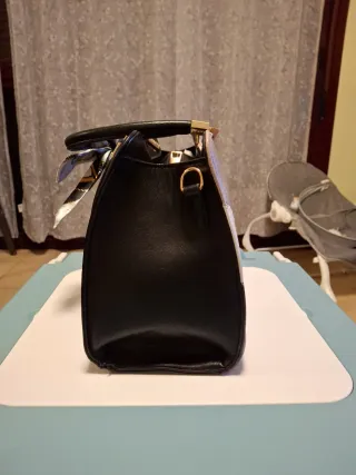 Bolso Michael Kors Beige, Negro, Gris, Blanco