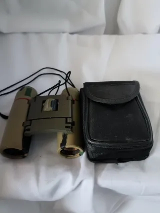 Binocolo piccolo