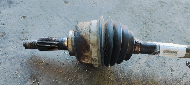 Trasmissione anteriore sinistra KIA SORENTO 2.5 C