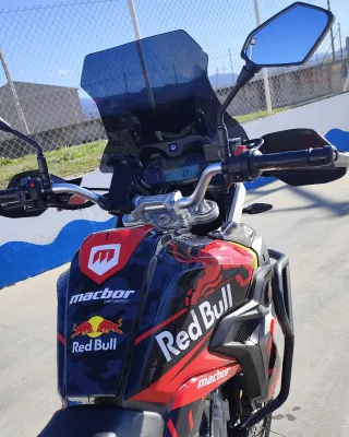 Macbor Montana XR5 2023 RED BULL