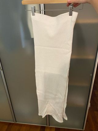 Falda larga beige de punto